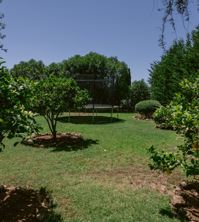 Resa Estates Ibiza te koop for sale huis villa Jesus gras grote tuin big garden.jpg